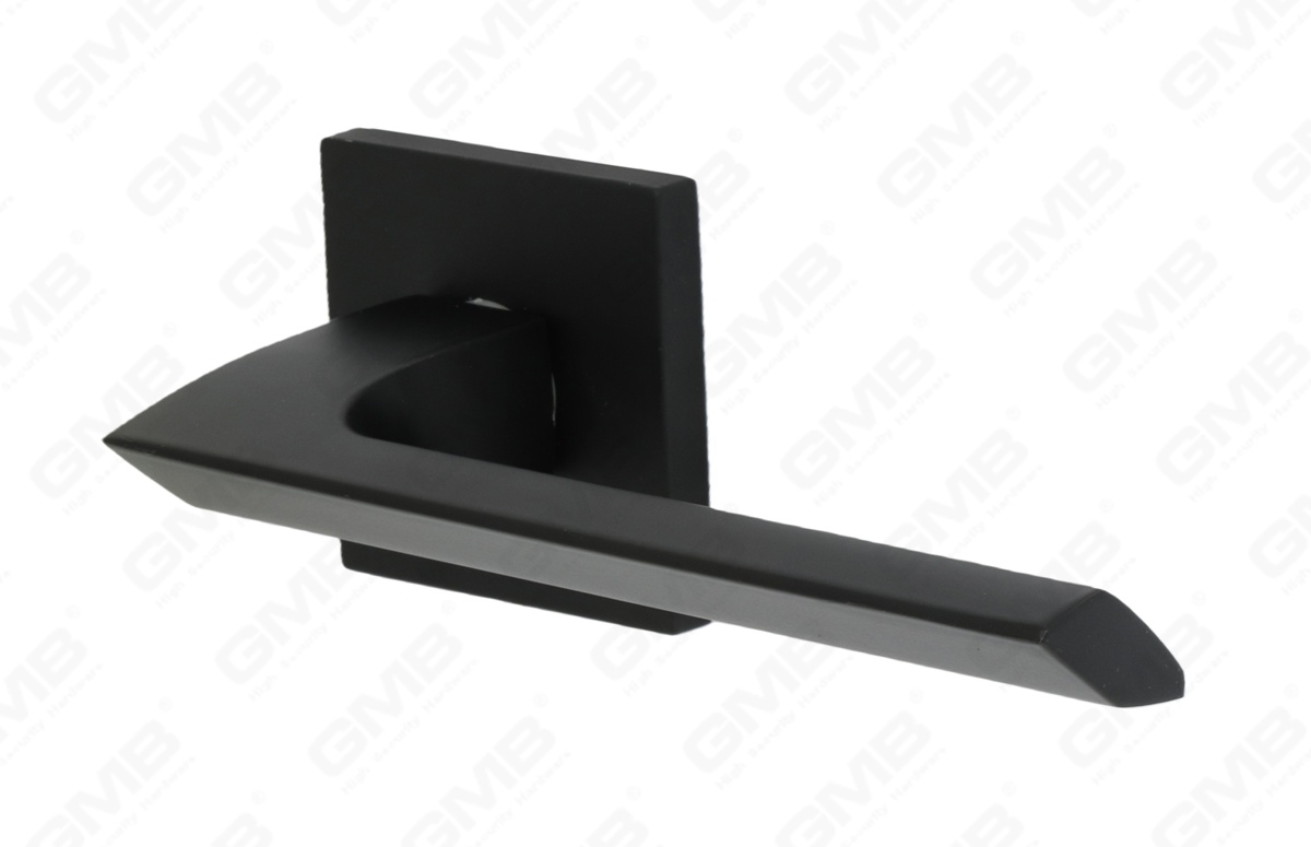 POIGN&Eacute;E EN ALUMINIUM_MG_9367